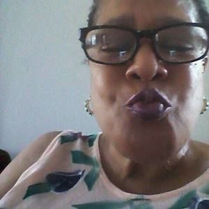 Meet your Posher, Ramona